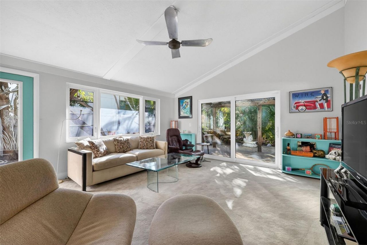 2612 Mulberry Terrace , Sarasota, FL 34239 Photo