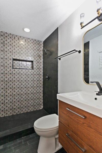 3417 SE Tennessee Terrace, Orlando, FL 32806 Photo