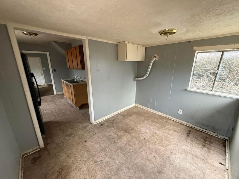 2411 Lindale Road , Columbus, OH 43224 Photo 4