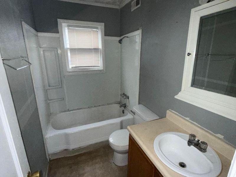 2411 Lindale Road , Columbus, OH 43224 Photo 6