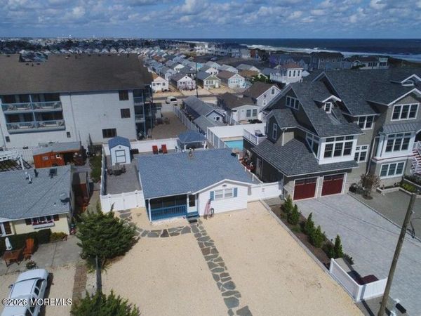 22 21st Avenue, South Seaside Park, NJ 08752