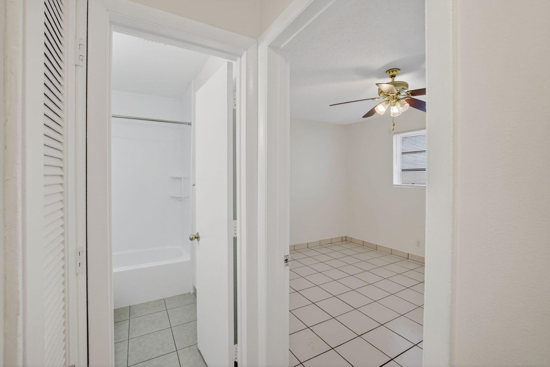 2500 SW 18th Ter, Unit 2, Fort Lauderdale, FL 33315 Photo