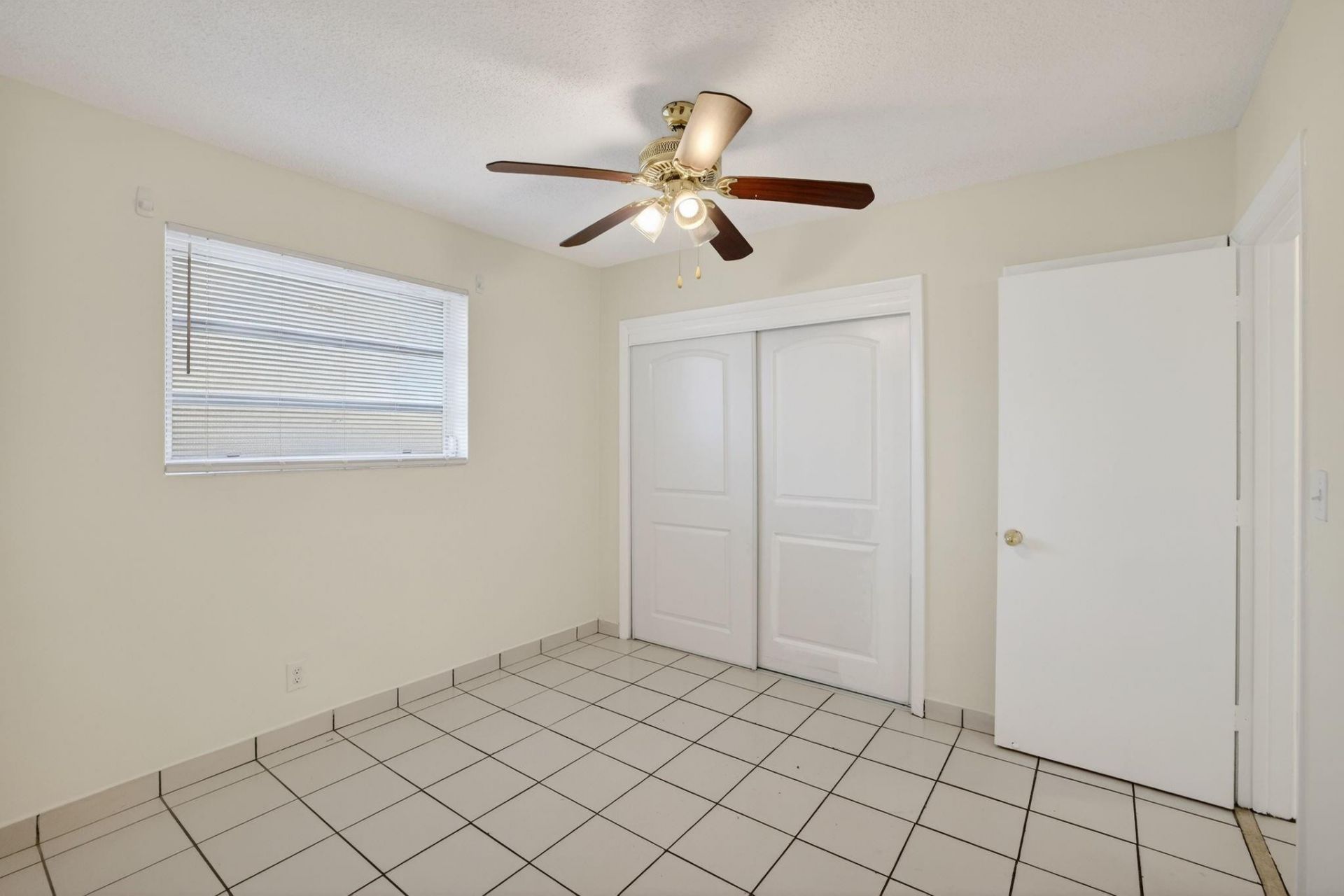 2500 SW 18th Ter, Unit 2, Fort Lauderdale, FL 33315 Photo