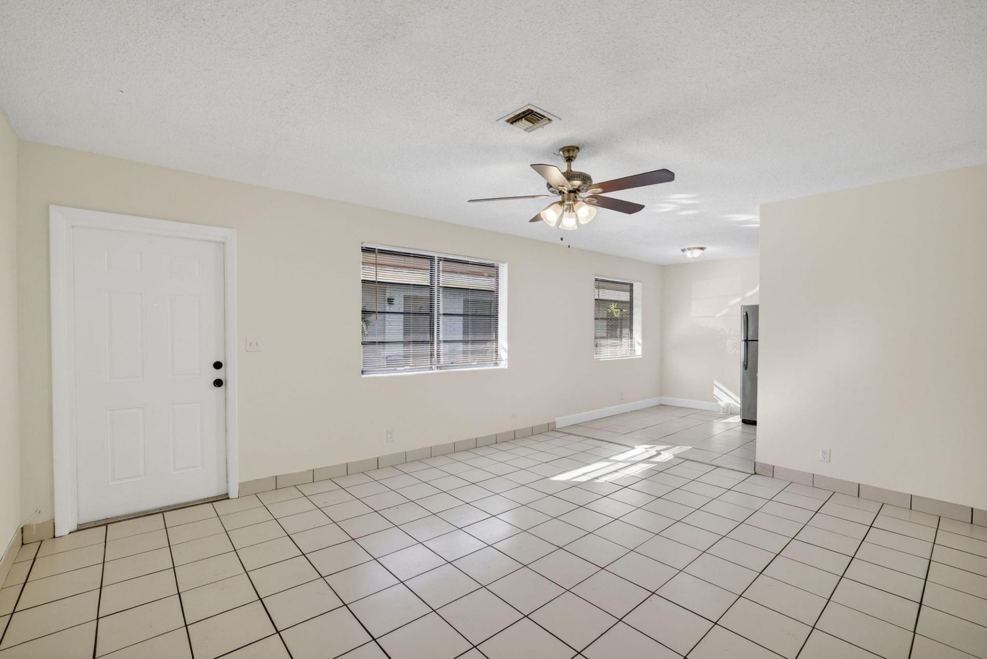 2500 SW 18th Ter, Unit 2, Fort Lauderdale, FL 33315 Photo