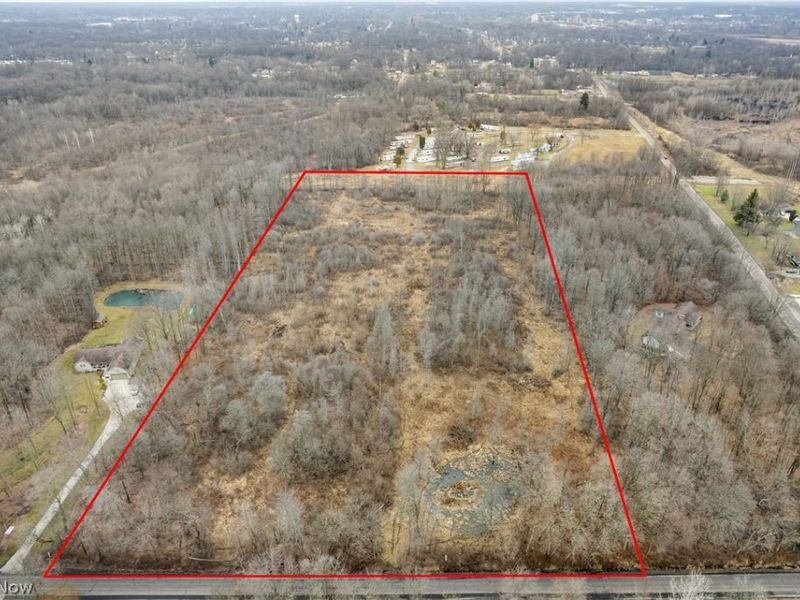 Lane West SW Road SW, Warren, OH 44481 Photo 1