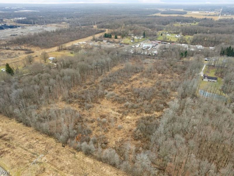 Lane Road SW, Warren, OH 44481 Photo 6