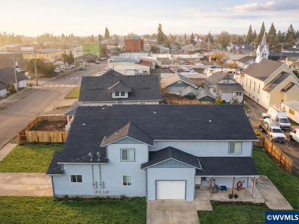315 S 1st St (& 301 Drake St) St, Silverton, OR 97381
