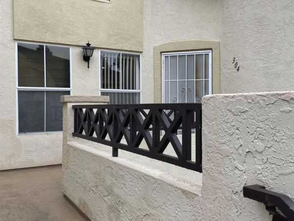 2011 Lakeridge Circle, Unit 304, Chula Vista, CA 91913