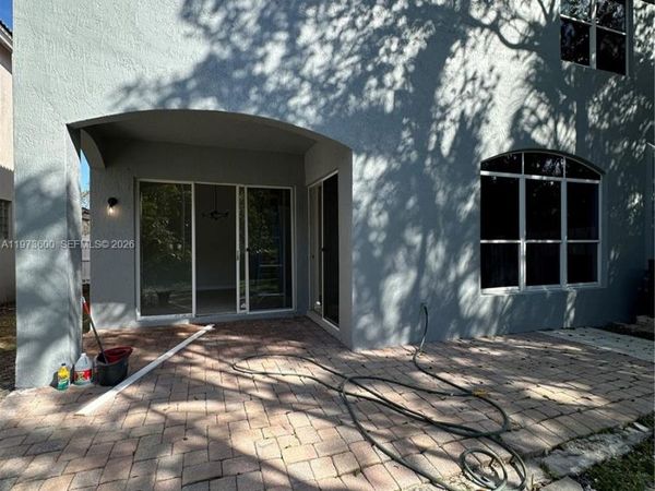 4946 SW 38th Way, Hollywood, FL 33312