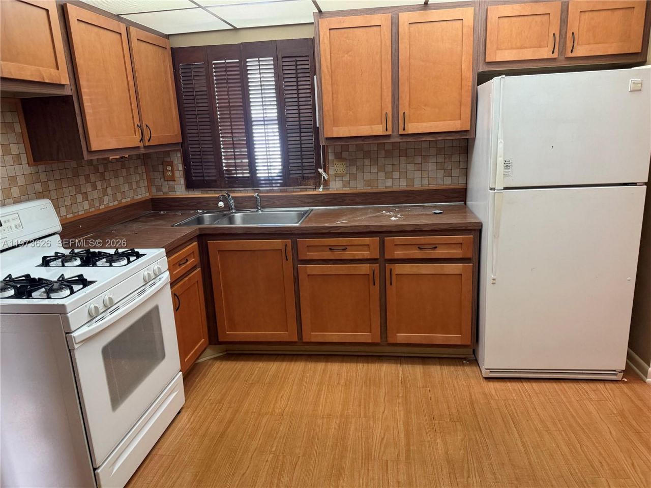 100 NE 212th Ter, Miami Gardens, FL 33179 Photo