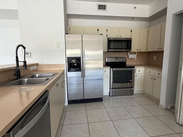 7290 NW 114th Ave , Unit 102-7, Doral, FL 33178