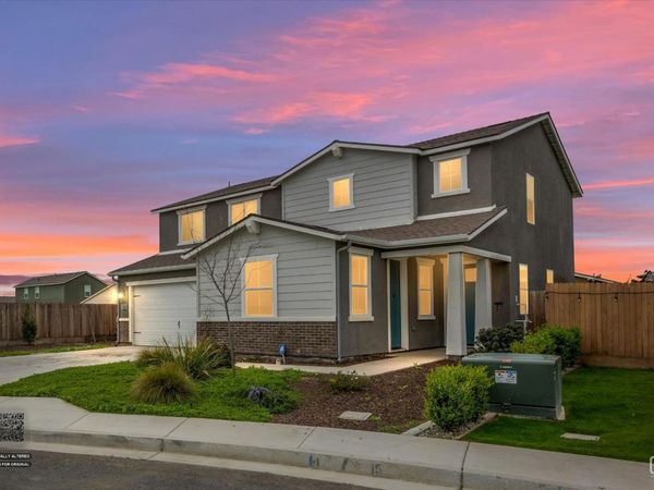 7215 Shooting Star Court, Bakersfield, CA 93311