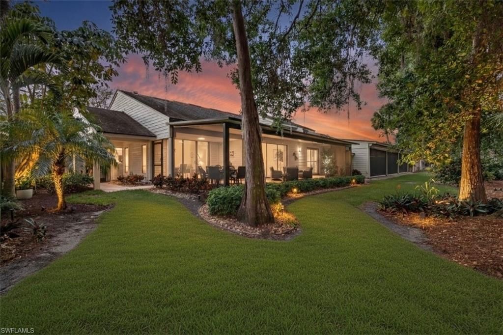 344 Edgemere Way N, Unit 33, Naples, FL 34105 Main Photo