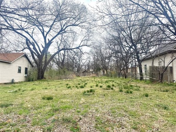 217 W Acheson Street, Denison, TX 75020