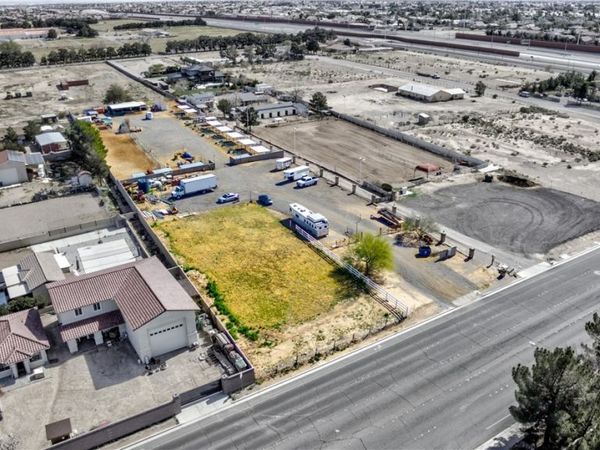 6540 N Tenaya Way, Las Vegas, NV 89131