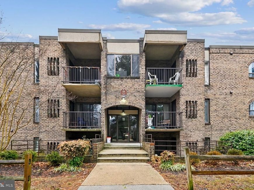 19 Silverwood Circle, Unit 11, Annapolis, MD 21403 Main Photo