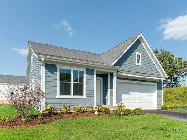 22106 W Casa Bella View, Kildeer, IL 60047