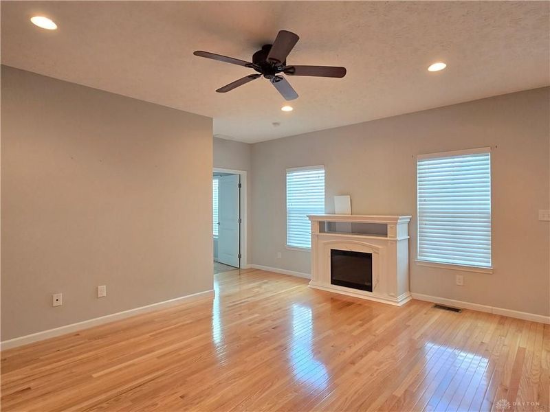 4362 Bergamot Drive, Tipp City, OH 45371 Photo 6