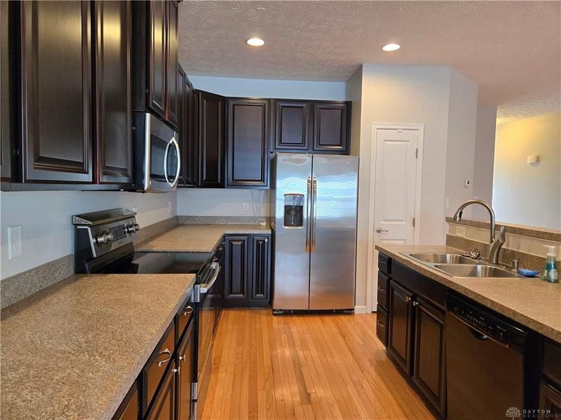 4362 Bergamot Drive, Tipp City, OH 45371 Photo 8