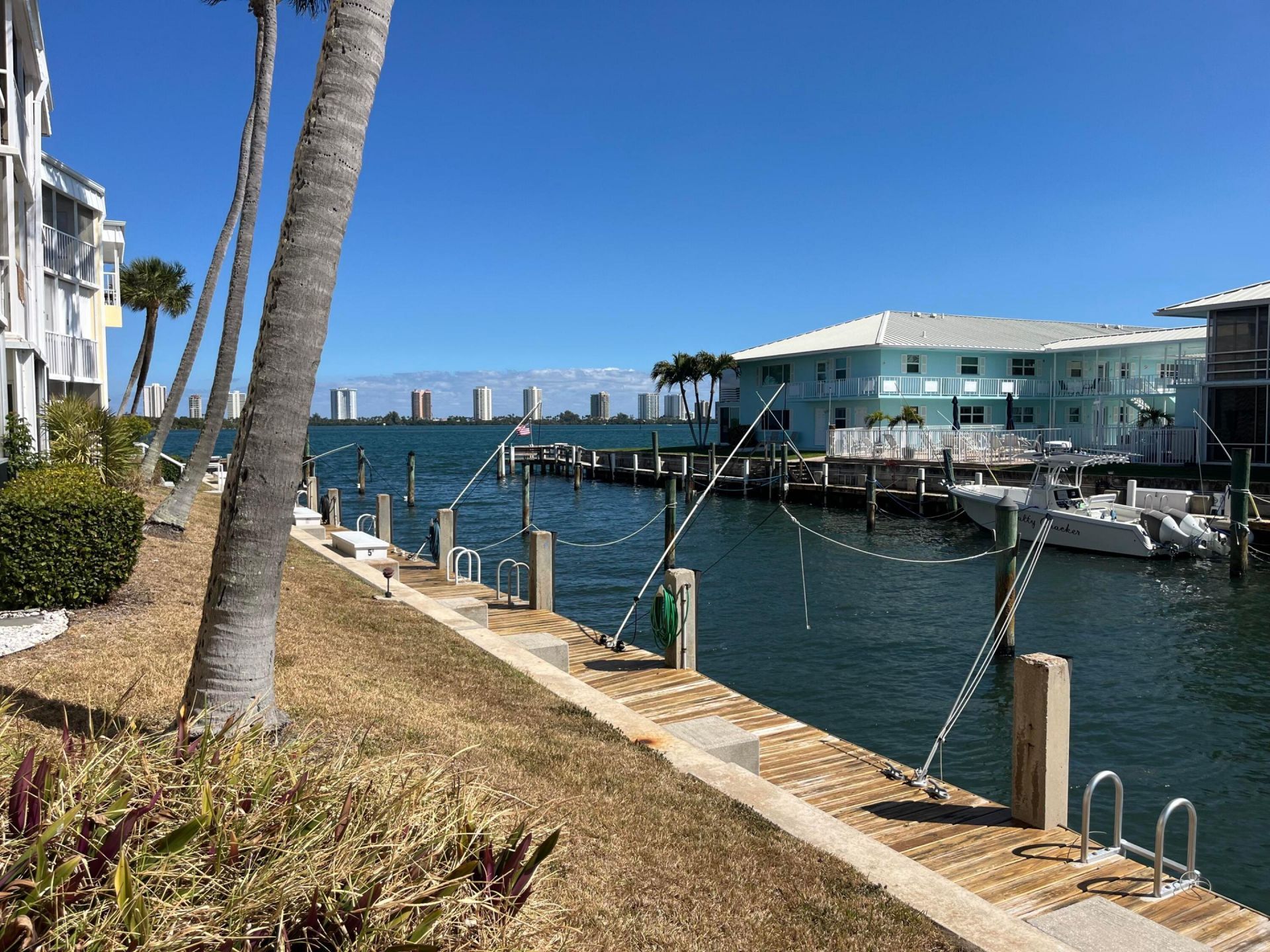 100 Doolen Court, Unit 112, North Palm Beach, FL 33408 Photo