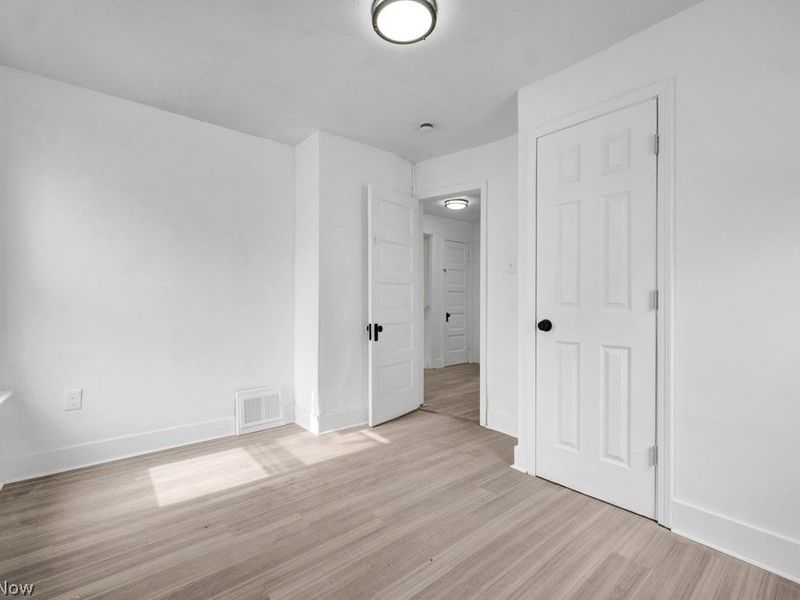 3341 Woodbridge Avenue, Cleveland, OH 44109 Photo 19