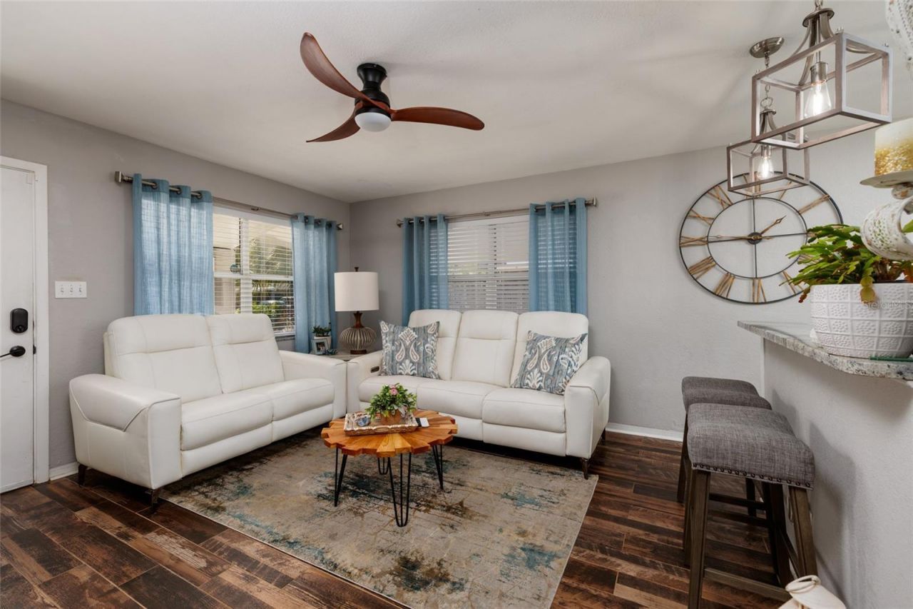 8029 22nd Avenue N, Saint Petersburg, FL 33710 Photo