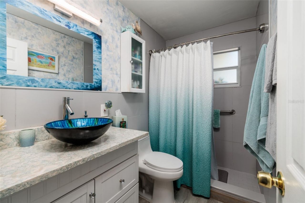 8029 22nd Avenue N, Saint Petersburg, FL 33710 Photo