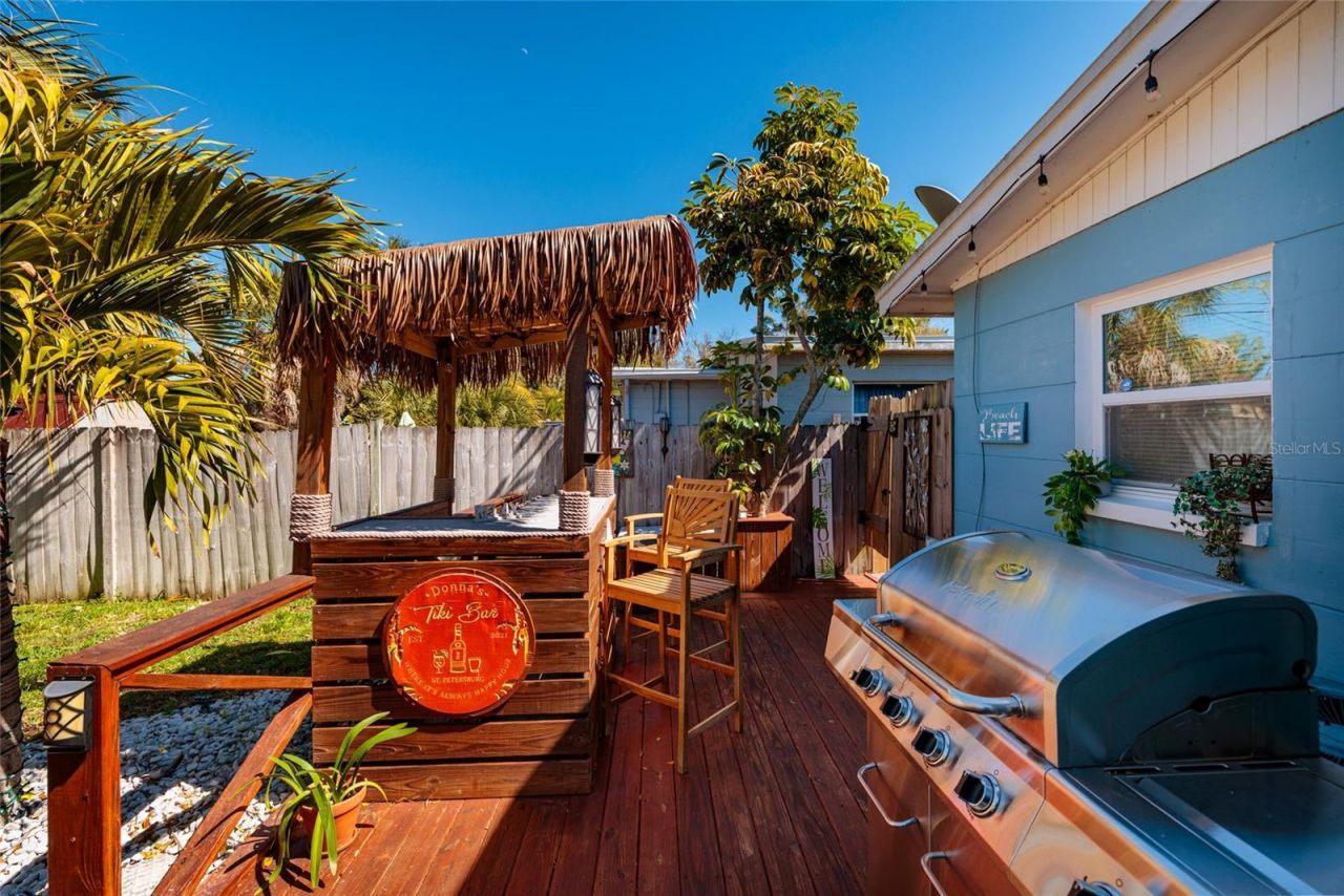 8029 22nd Avenue N, Saint Petersburg, FL 33710 Photo