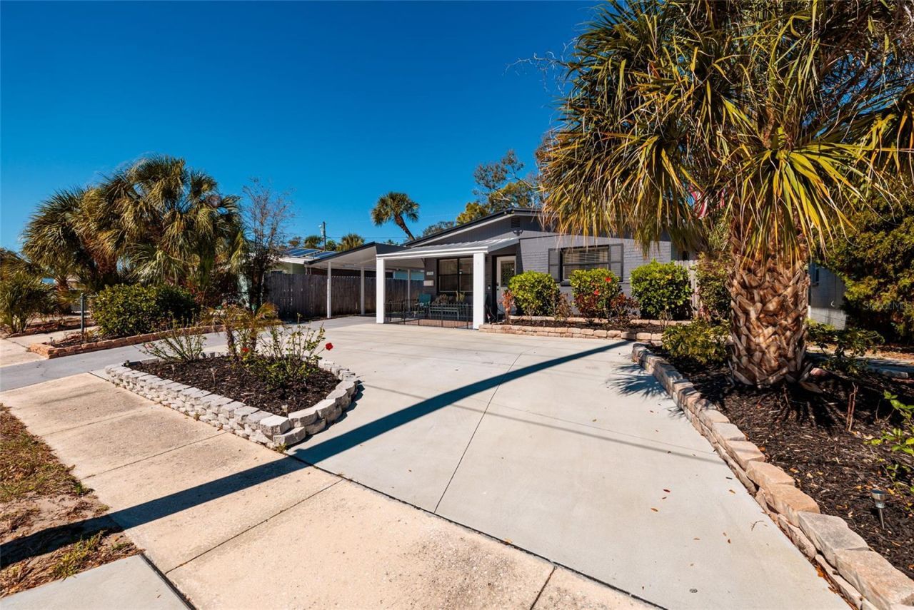 8029 22nd Avenue N, Saint Petersburg, FL 33710 Photo