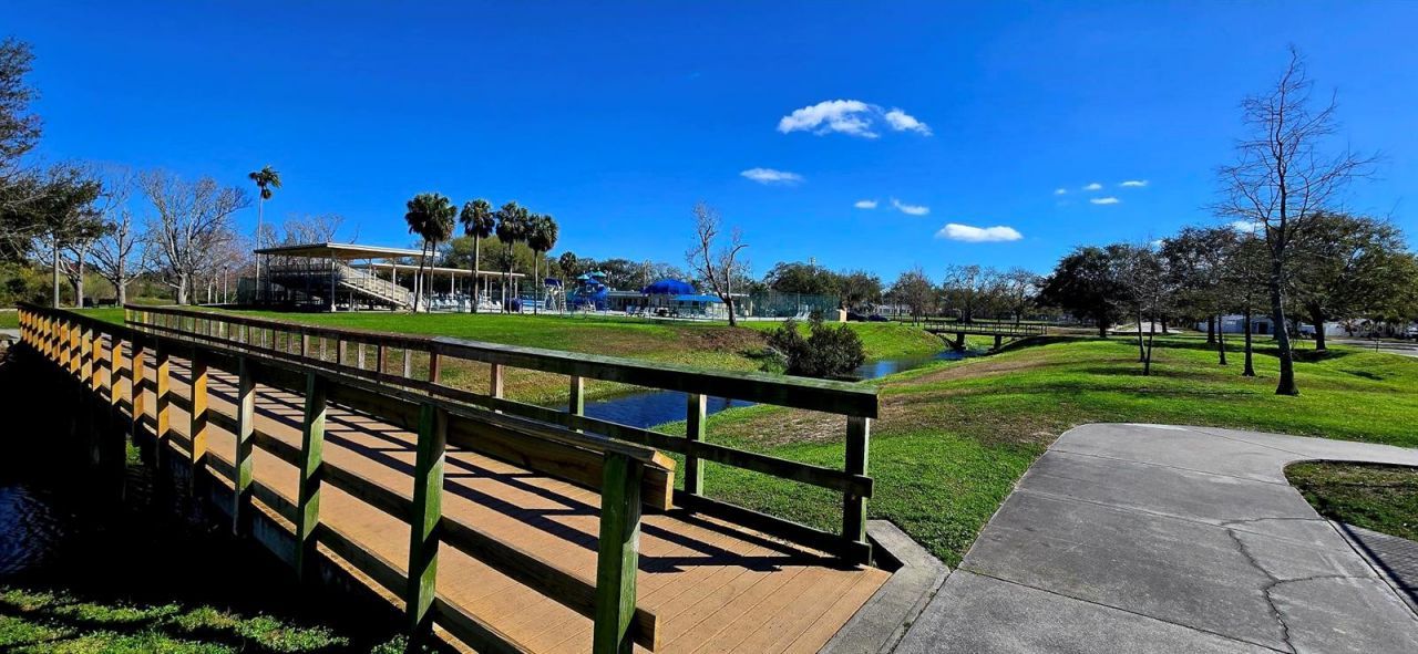 8029 22nd Avenue N, Saint Petersburg, FL 33710 Photo