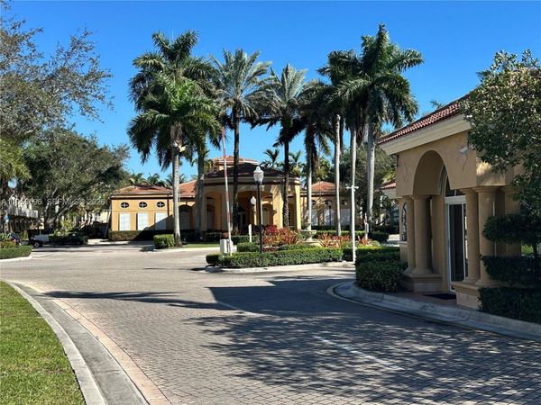 12811 SW 30th St, Unit 110, Miramar, FL 33027