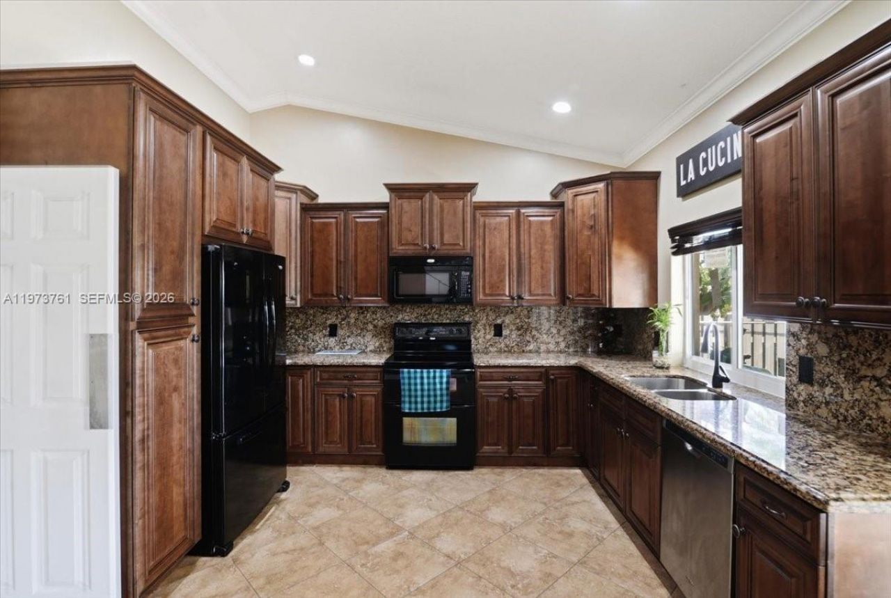 6520 Olde Moat Way, Davie, FL 33331 Photo