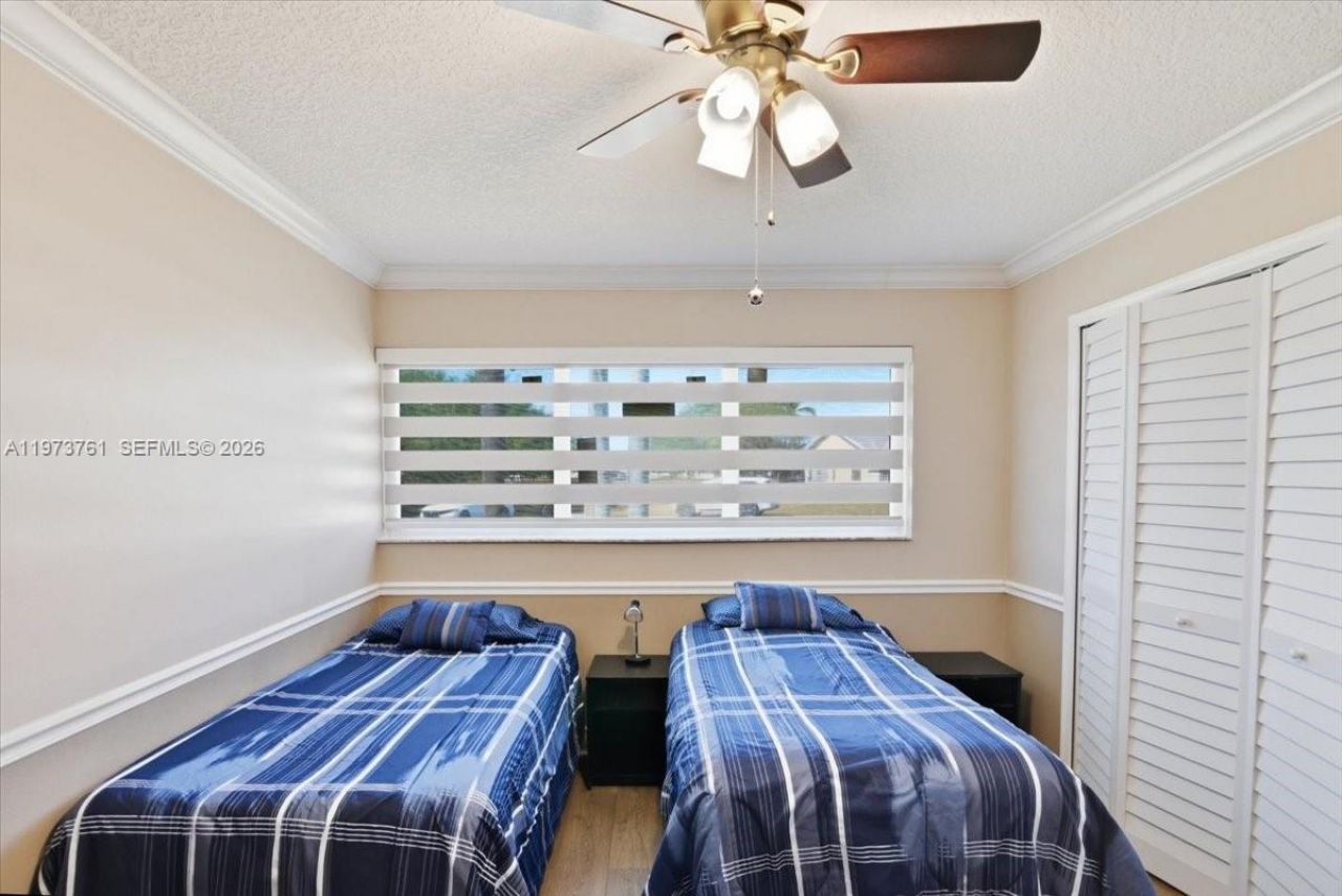 6520 Olde Moat Way, Davie, FL 33331 Photo