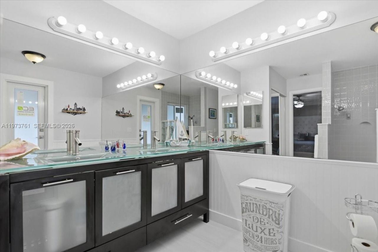 6520 Olde Moat Way, Davie, FL 33331 Photo