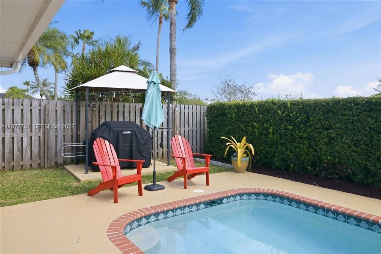 6520 Olde Moat Way, Davie, FL 33331 Photo