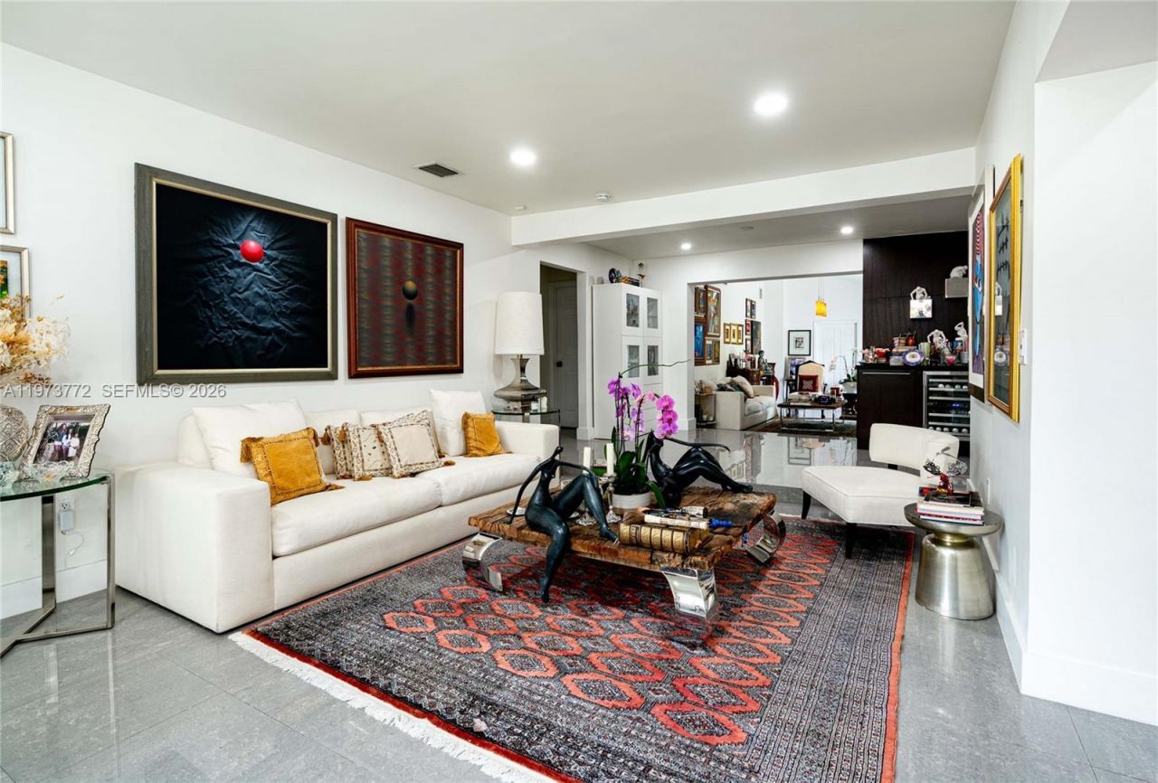 1360 SW 16th St, Miami, FL 33145 Photo