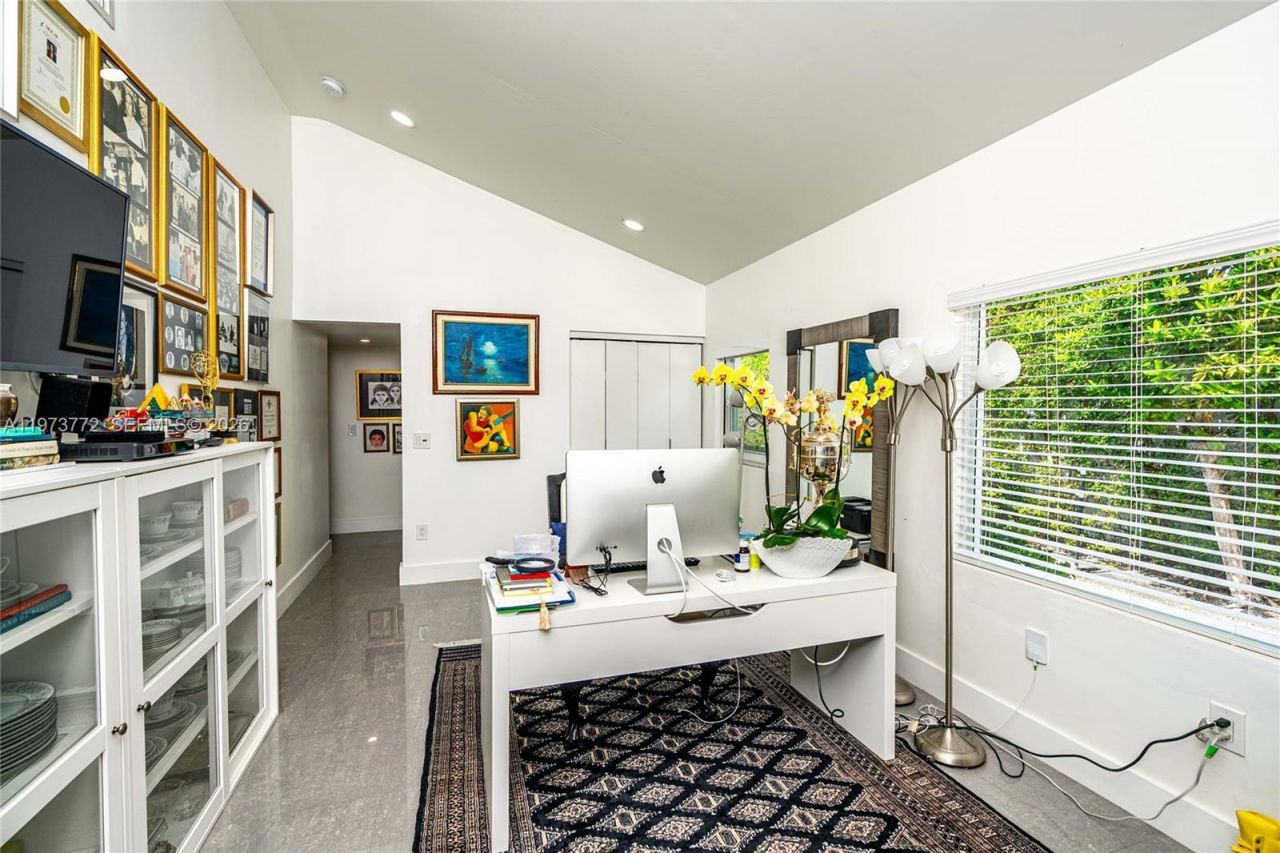 1360 SW 16th St, Miami, FL 33145 Photo