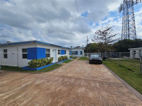 6130 Grant St, Unit 3, Hollywood, FL 33024