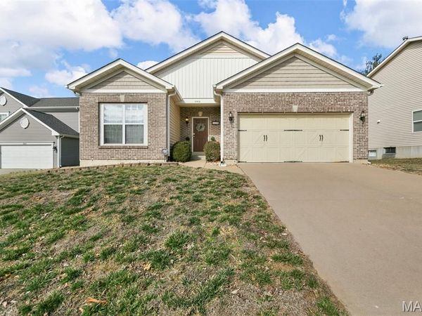 5406 Misty Crossing Court, Florissant, MO 63034