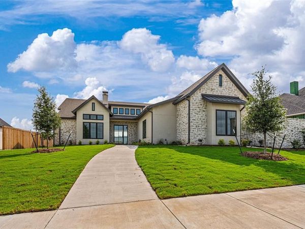 38 Pinehurst Drive, Woodway, TX 76712