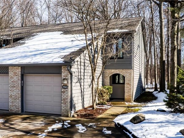 1943 Savannah, Westlake, OH 44145