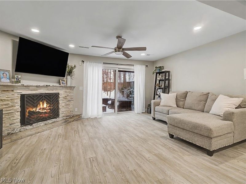 1943 Savannah, Westlake, OH 44145 Photo 11