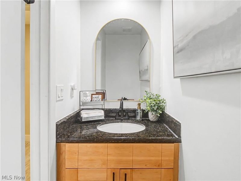 1943 Savannah, Westlake, OH 44145 Photo 21