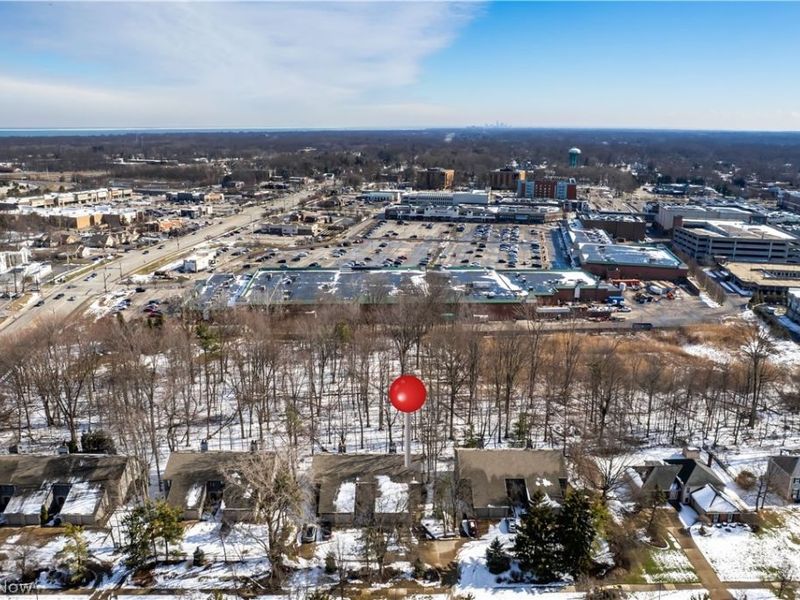 1943 Savannah, Westlake, OH 44145 Photo 3