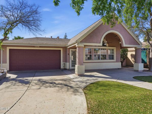 321 E MITCHELL Drive, Phoenix, AZ 85012