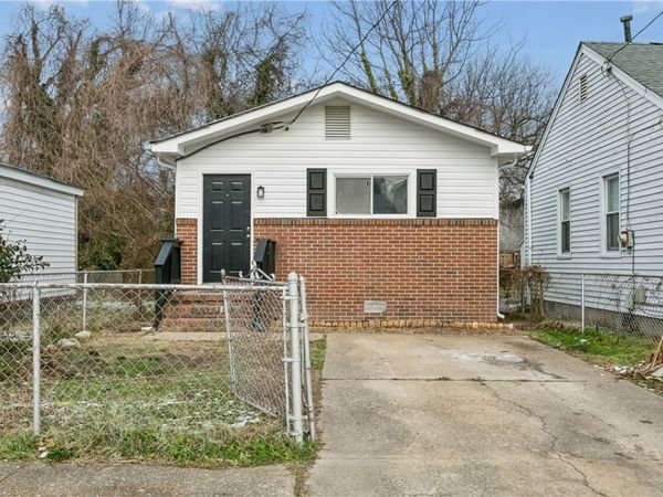 1239 24th Street , Newport News, VA 23607