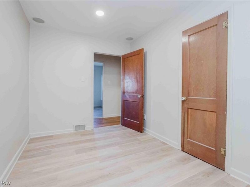 524 Jefferson Avenue, Barberton, OH 44203 Photo 21