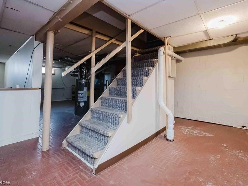 524 Jefferson Avenue, Barberton, OH 44203 Photo 33