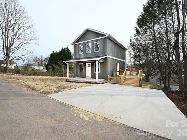 1135 Apple Lane, Granite Falls, NC 28630