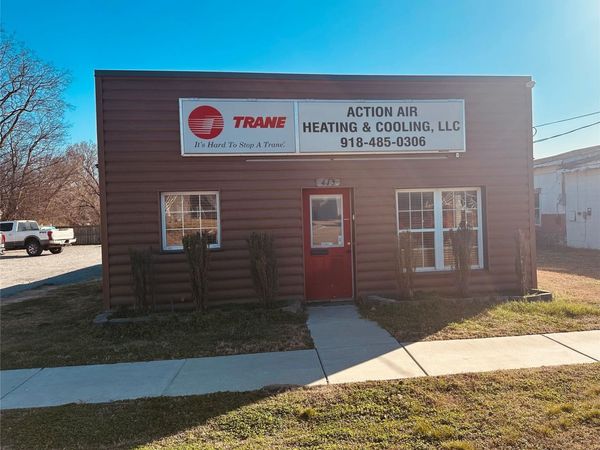 415 W Cherokee Street , Wagoner, OK 74467